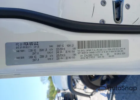 2020 Jeep Compass Altitude 4X4 z USA, uszkodzony, nr VIN 3C4NJDBB2LT131916